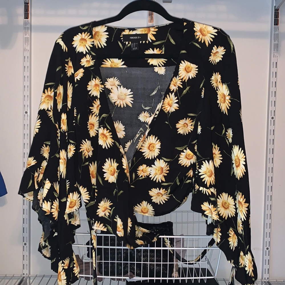 Crop top boho sleeves